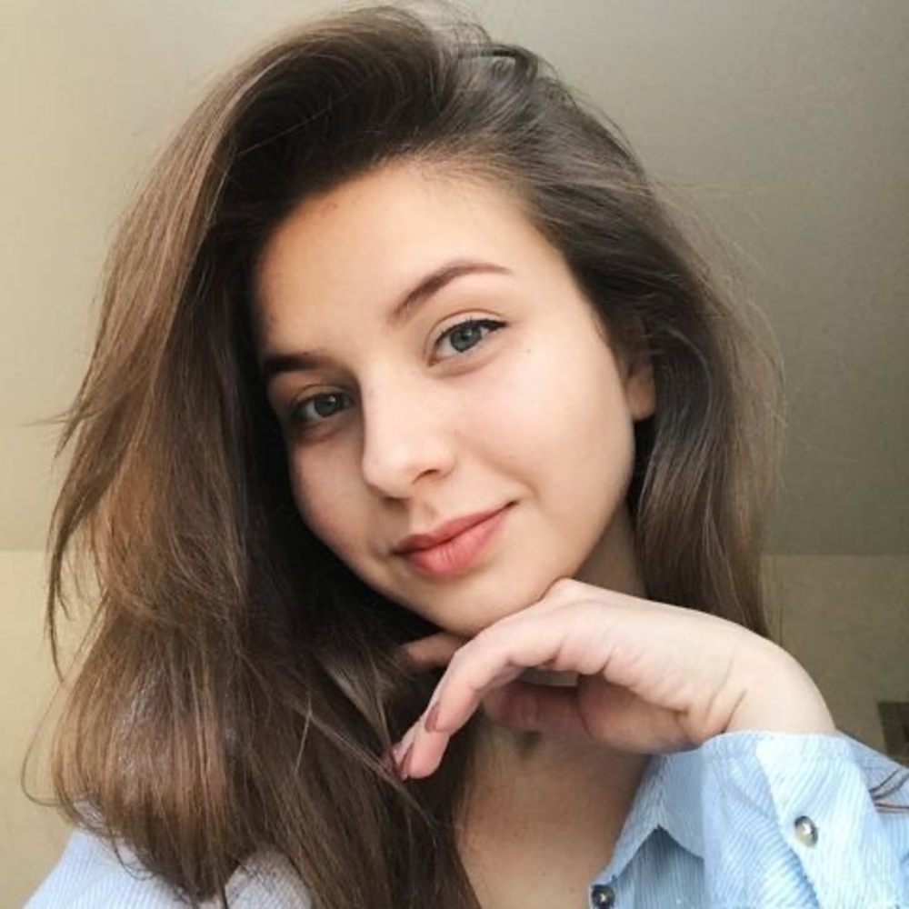 Meet your Posher, Anna